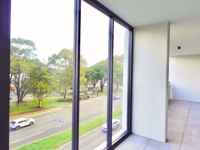 Photo - 210/15 National Park Street, Newcastle NSW 2300 - Image 11
