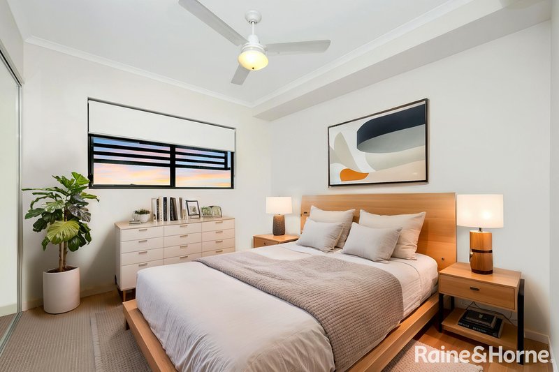 Photo - 210/167 Bundock Street, Belgian Gardens QLD 4810 - Image 6