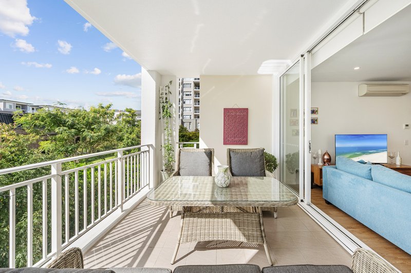 Photo - 210/17 Woodlands Avenue, Breakfast Point NSW 2137 - Image 8