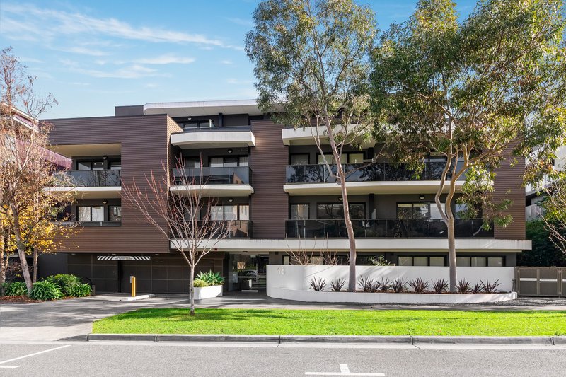 Photo - 210/18 Queen Street, Blackburn VIC 3130 - Image 2