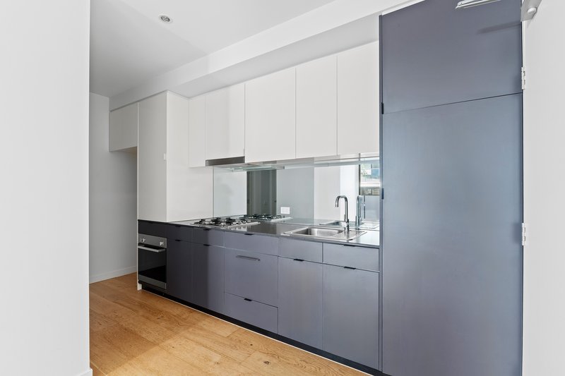 Photo - 210/18 Queen Street, Blackburn VIC 3130 - Image 3