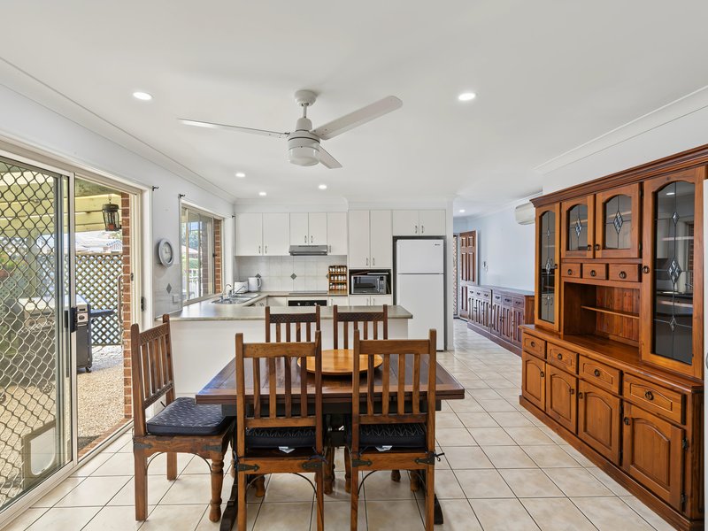Photo - 2/102 Cootharaba Drive, Helensvale QLD 4212 - Image 7