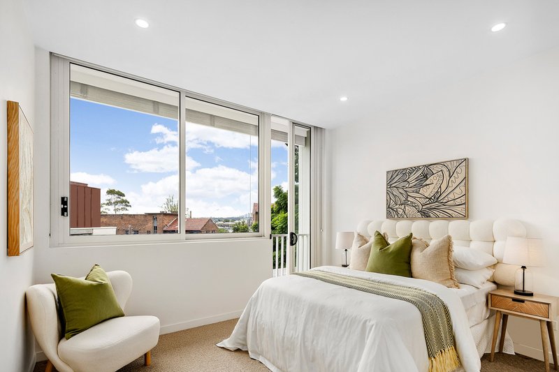 Photo - 2/102 Elliott Street, Balmain NSW 2041 - Image 7