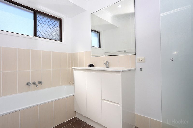 Photo - 2/102 Kangaroo Avenue, Coombabah QLD 4216 - Image 19