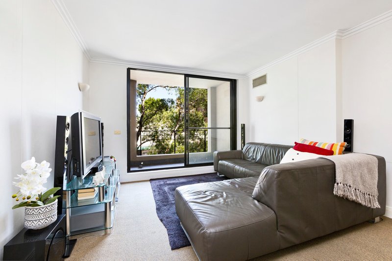 210/2 Langley Avenue, Cremorne NSW 2090