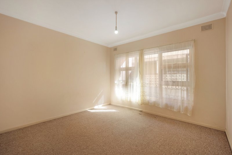 Photo - 2/102 Seaview Road, West Beach SA 5024 - Image 7