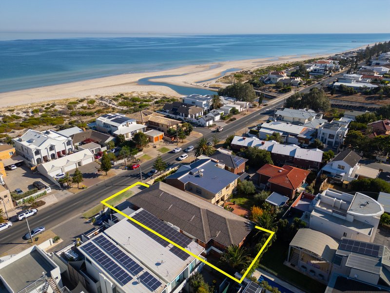 Photo - 2/102 Seaview Road, West Beach SA 5024 - Image 12