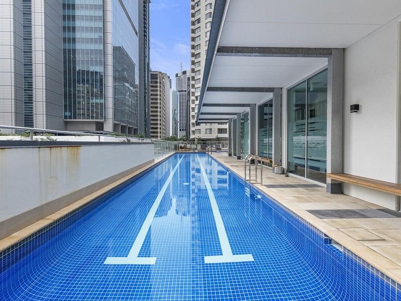 Photo - 2102/108 Albert Street, Brisbane City QLD 4000 - Image 8