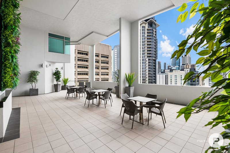 Photo - 2102/21 Mary Street, Brisbane City QLD 4000 - Image 10