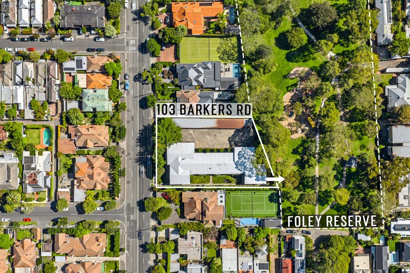 Photo - 2/103 Barkers Road, Kew VIC 3101 - Image 11