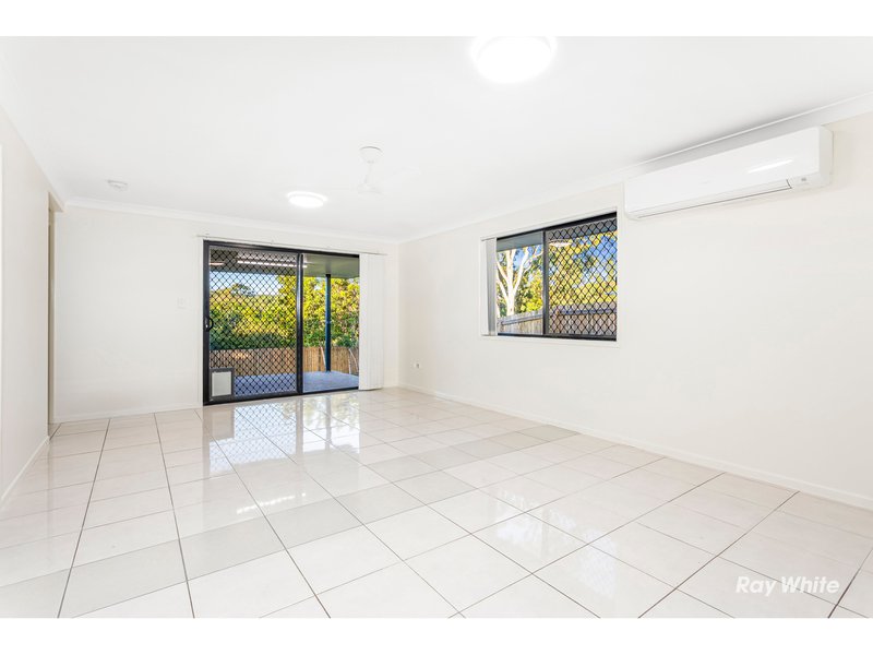 Photo - 2/103 Bottlebrush Drive, Lammermoor QLD 4703 - Image 3