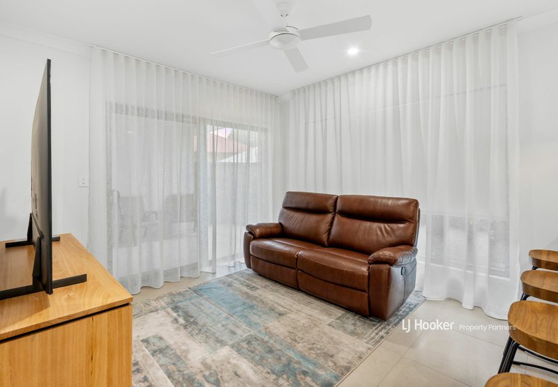 Photo - 2/103 Mount Cotton Road, Capalaba QLD 4157 - Image 5