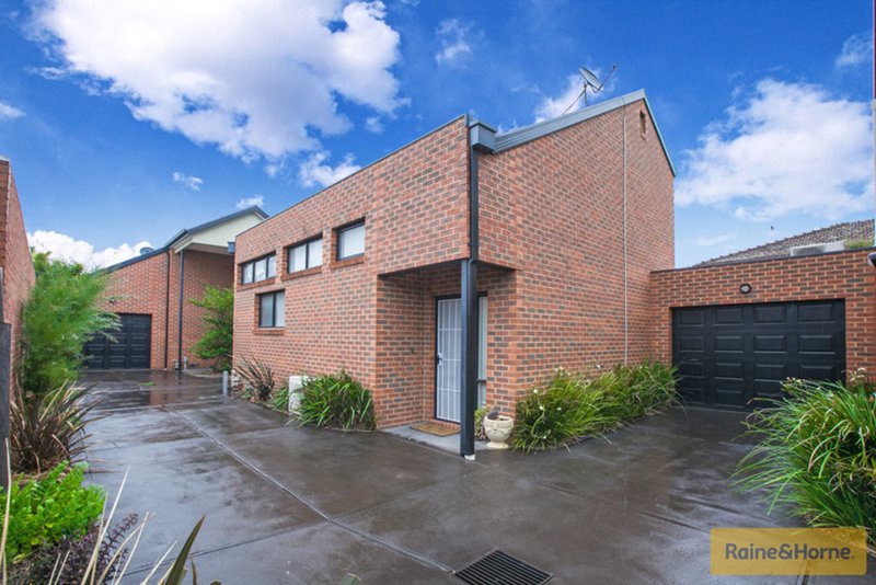 2/103 St Leonards Road, Ascot Vale VIC 3032