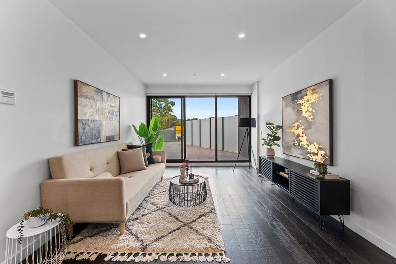 Photo - 210/3 Tannock Street, Balwyn North VIC 3104 - Image 5