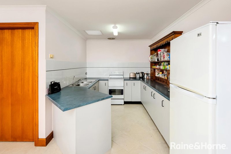 Photo - 2/103 Wellington Road, Mount Barker SA 5251 - Image 7