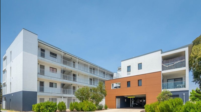 Photo - 210/348 Railway Parade, Beckenham WA 6107 - Image 1