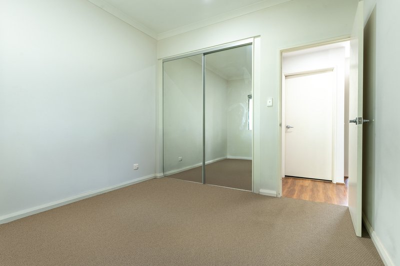 Photo - 210/348 Railway Parade, Beckenham WA 6107 - Image 9