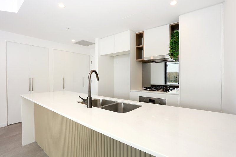 Photo - 2103/8 Athena Boulevard, Hope Island QLD 4212 - Image 6