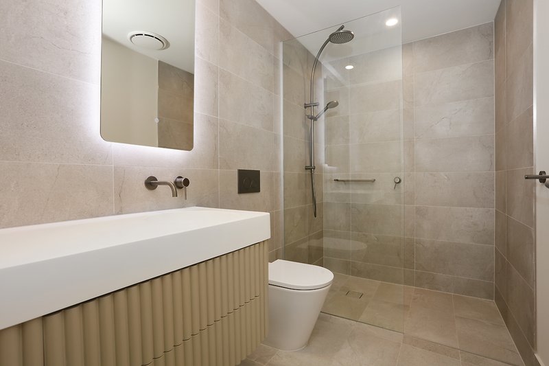 Photo - 2103/8 Athena Boulevard, Hope Island QLD 4212 - Image 16