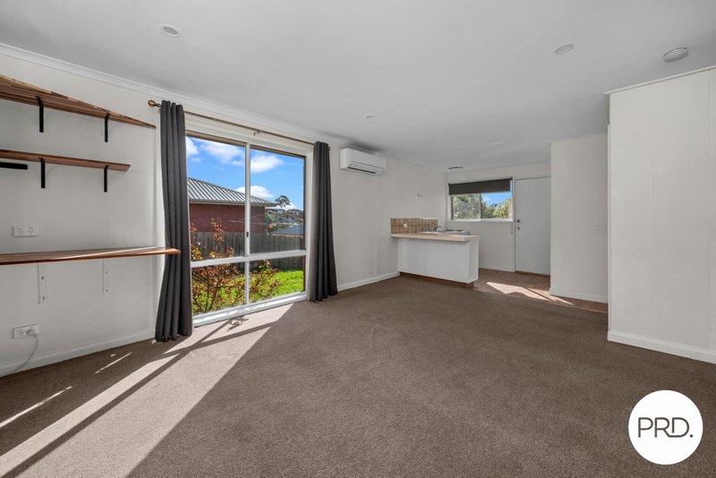 Photo - 2/104 Abbotsfield Road, Claremont TAS 7011 - Image 12