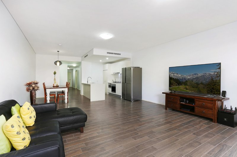 Photo - 2/104 Bay Street, Pagewood NSW 2035 - Image 3