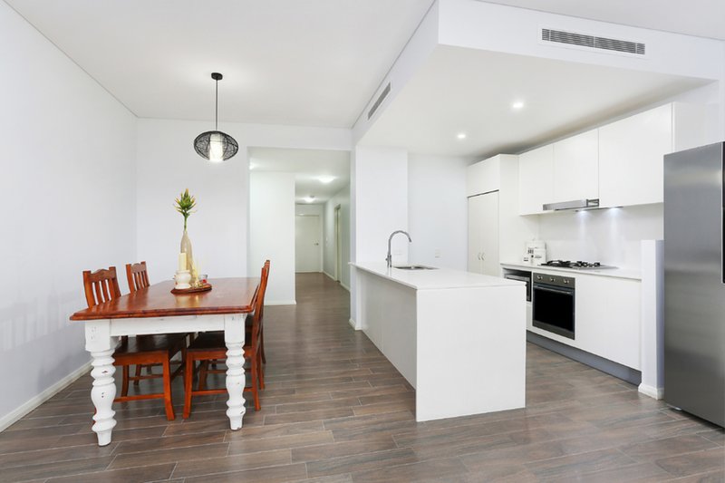 Photo - 2/104 Bay Street, Pagewood NSW 2035 - Image 4