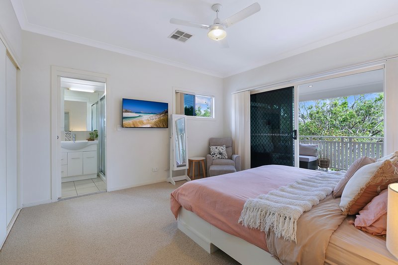 Photo - 2/104 Ridge Street, Northgate QLD 4013 - Image 8