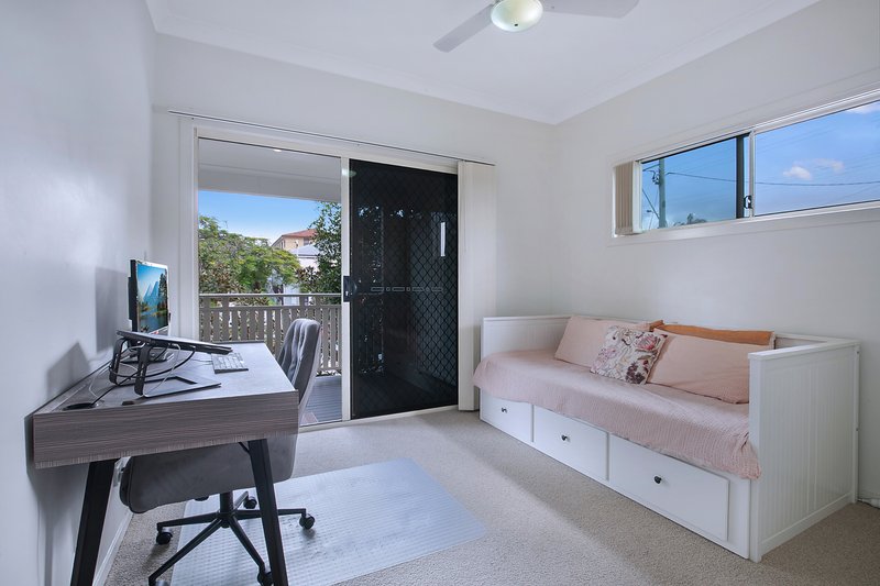 Photo - 2/104 Ridge Street, Northgate QLD 4013 - Image 11