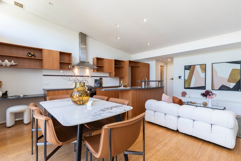 Photo - 2/104 Scarborough Beach Road, Mount Hawthorn WA 6016 - Image 12