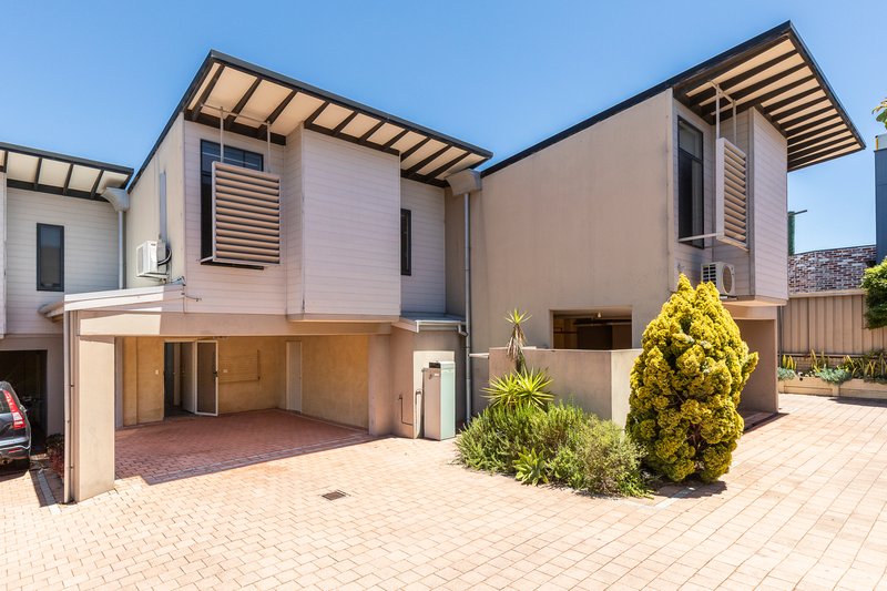 Photo - 2/104 Scarborough Beach Road, Mount Hawthorn WA 6016 - Image 21
