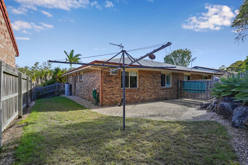 Photo - 2/104 Sun Valley Road, Kin Kora QLD 4680 - Image 9