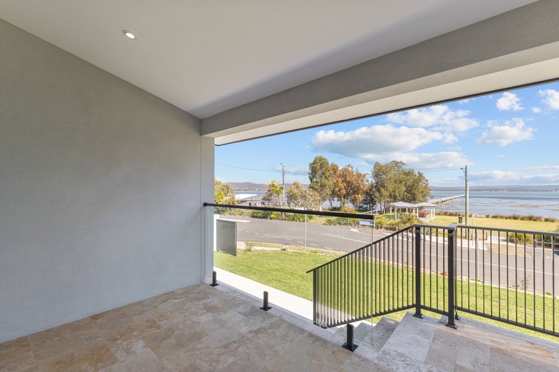 Photo - 2/104 Tuggerah Parade, Long Jetty NSW 2261 - Image 1