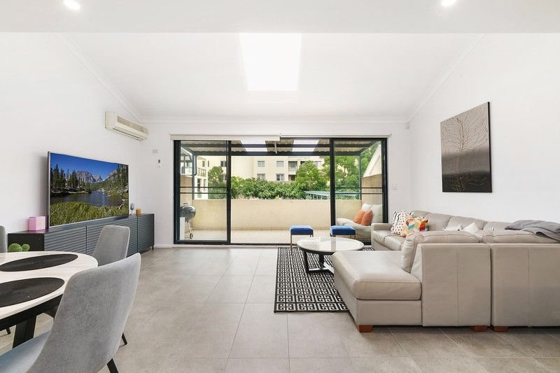 Photo - 2/104 William Street, , Five Dock NSW 2046 - Image 3