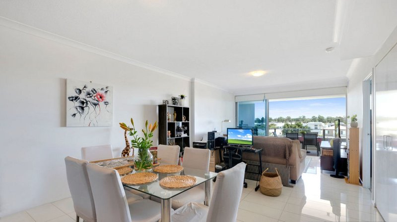 210/41 Harbour Town Drive, Biggera Waters QLD 4216