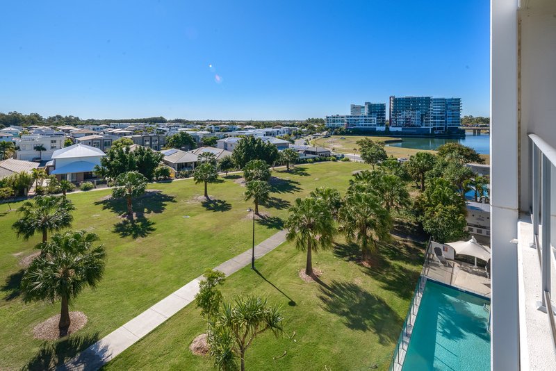 Photo - 210/41 Harbour Town Drive, Biggera Waters QLD 4216 - Image 19