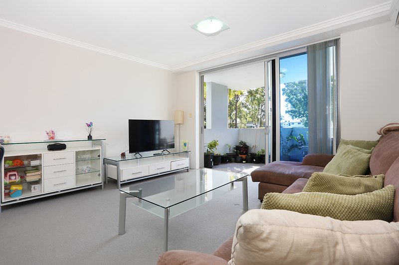 Photo - 2104/3 Main Street, Varsity Lakes QLD 4227 - Image 9