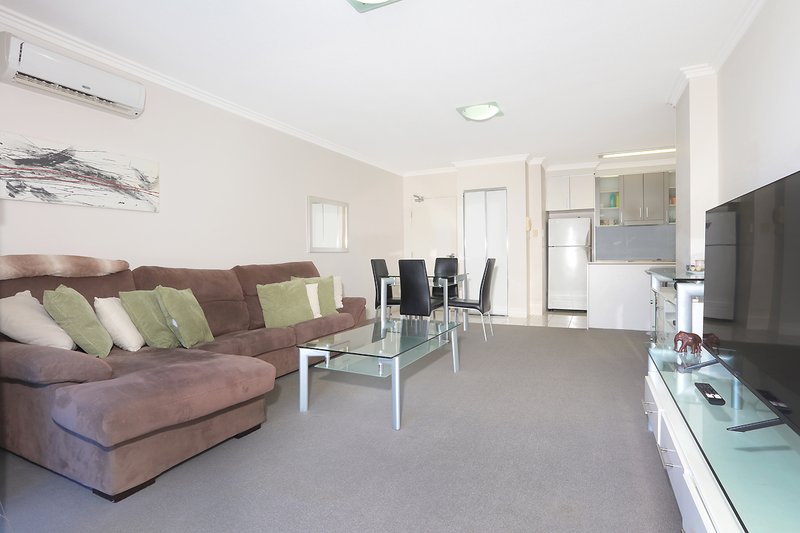 Photo - 2104/3 Main Street, Varsity Lakes QLD 4227 - Image 10