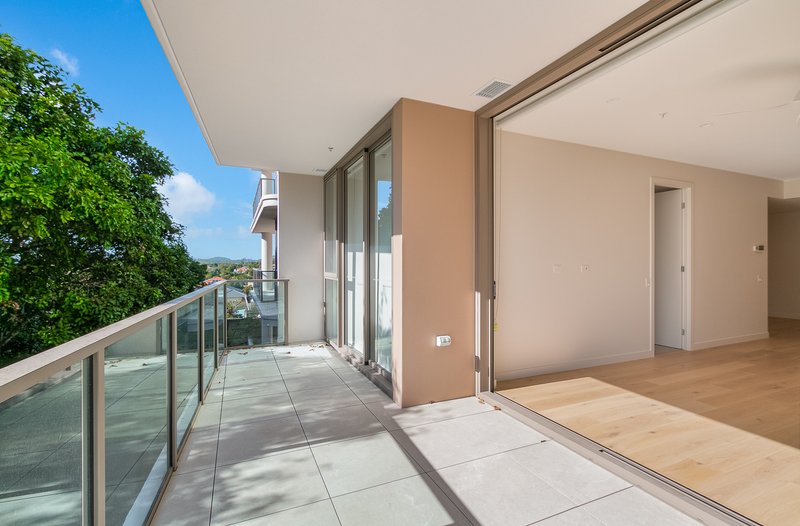 Photo - 210/46 Scottsdale Drive, Robina QLD 4226 - Image 9