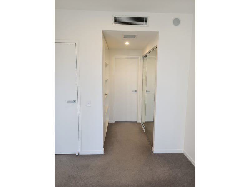 Photo - 210/49 Cordelia Street, South Brisbane QLD 4101 - Image 4