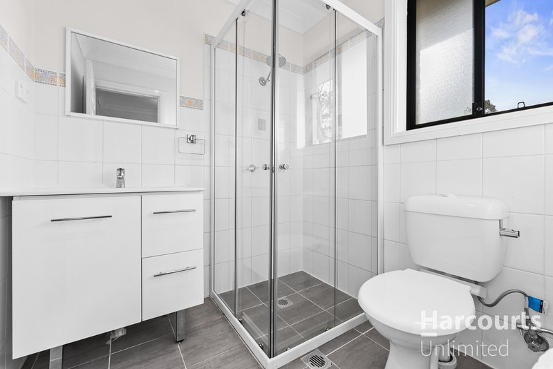 Photo - 2/104A Bungaree Road, Toongabbie NSW 2146 - Image 11