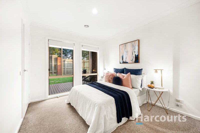 Photo - 2/105 Mountain Highway, Wantirna VIC 3152 - Image 5