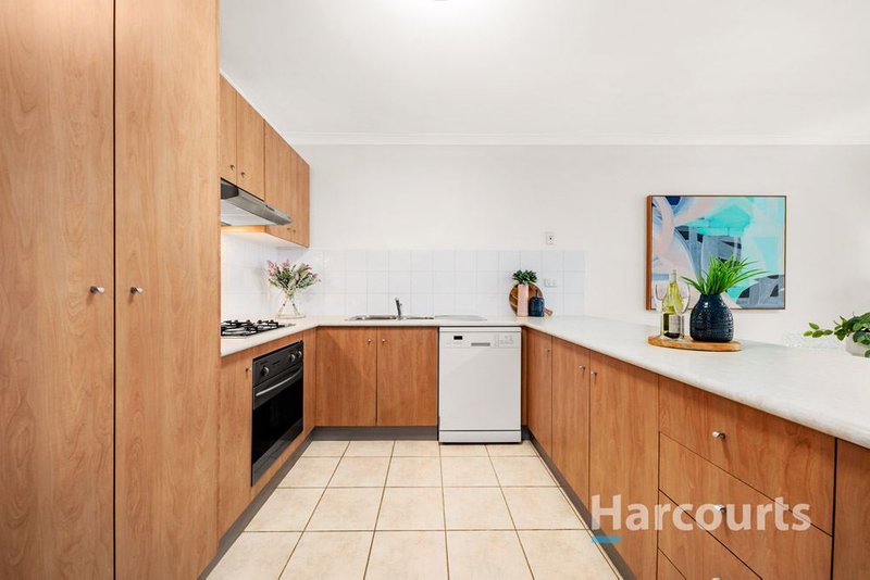 Photo - 2/105 Mountain Highway, Wantirna VIC 3152 - Image 4