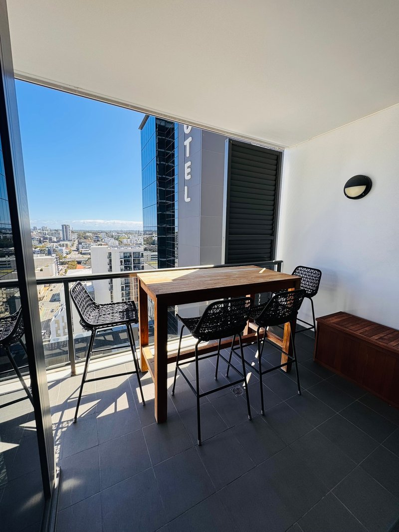 Photo - 2105/380 Murray Street, Perth WA 6000 - Image 4