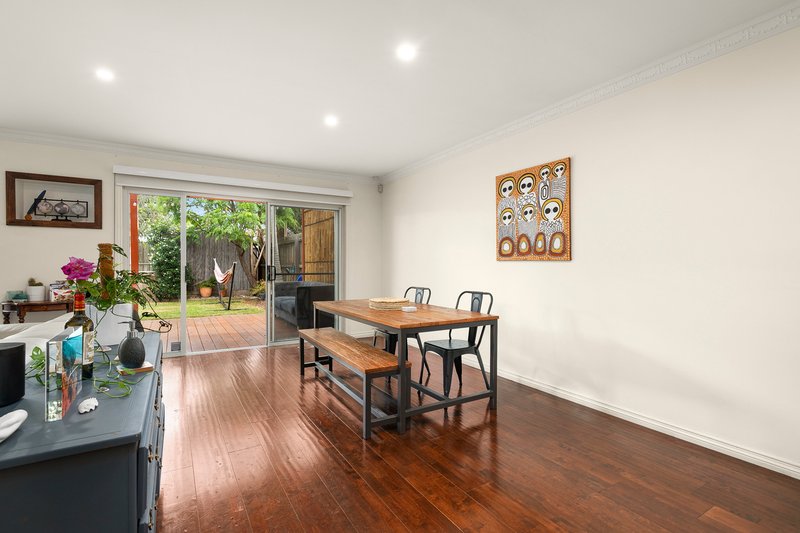 Photo - 2/106 Bent Street, Moonee Ponds VIC 3039 - Image 4