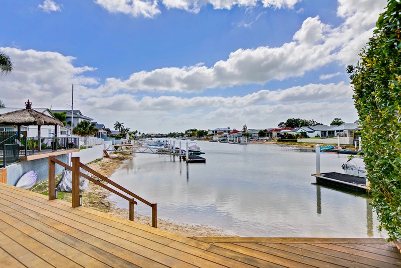 Photo - 2/106 Maroochy Waters Drive, Maroochydore QLD 4558 - Image 2