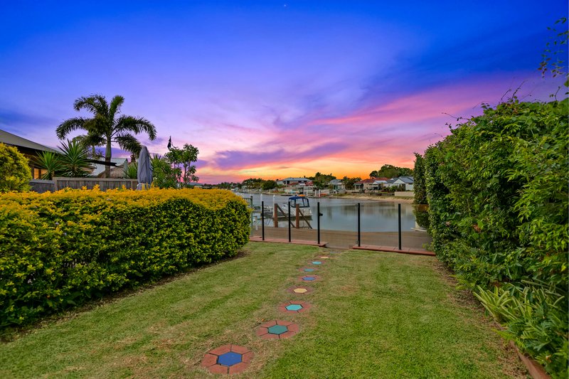 Photo - 2/106 Maroochy Waters Drive, Maroochydore QLD 4558 - Image 4