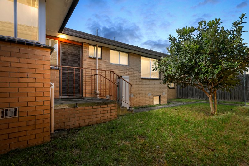 Photo - 2/106 Noble Street, Noble Park VIC 3174 - Image 8