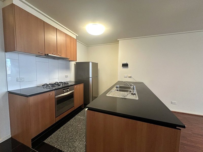 Photo - 2106/163 City Road, Southbank VIC 3006 - Image 5
