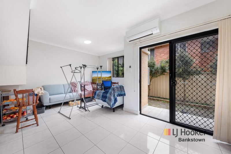 Photo - 2/1063 Rossmore Avenue, Punchbowl NSW 2196 - Image 2