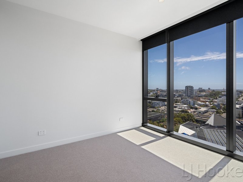 Photo - 2106/80 Milligan Street, Perth WA 6000 - Image 12